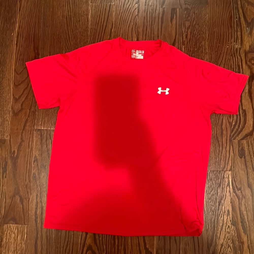 Red under armour shirt medium